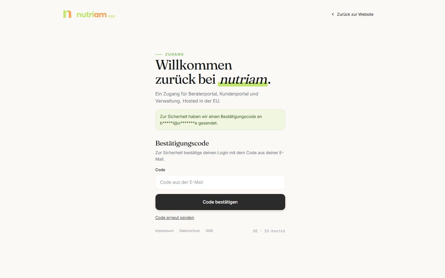 Login-Schritt „Bestätigungscode" mit Feld für den Sicherheitscode