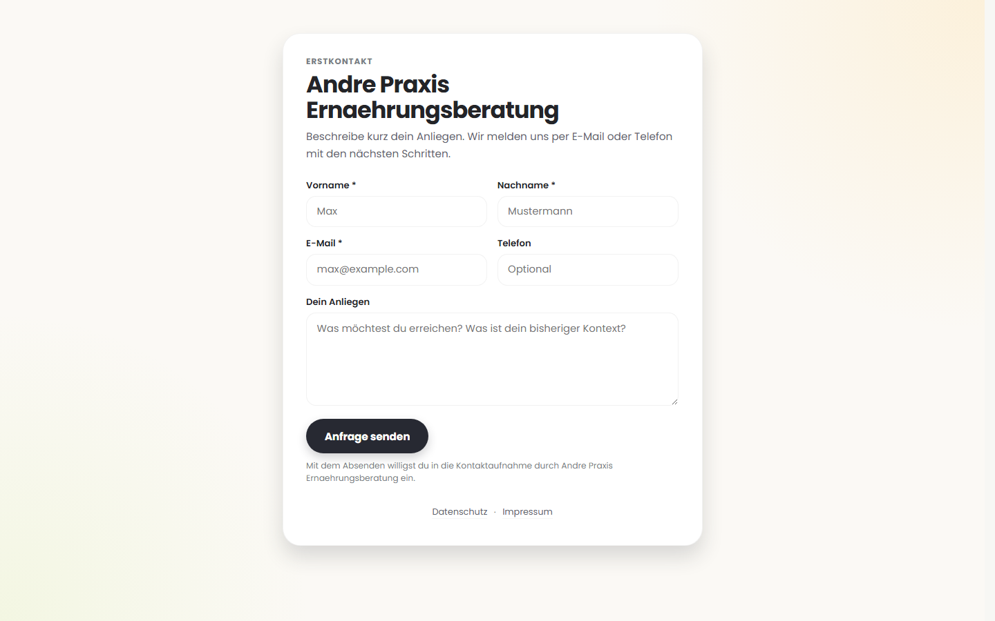 Öffentliches Anfrageformular einer Praxis mit Kontaktfeldern